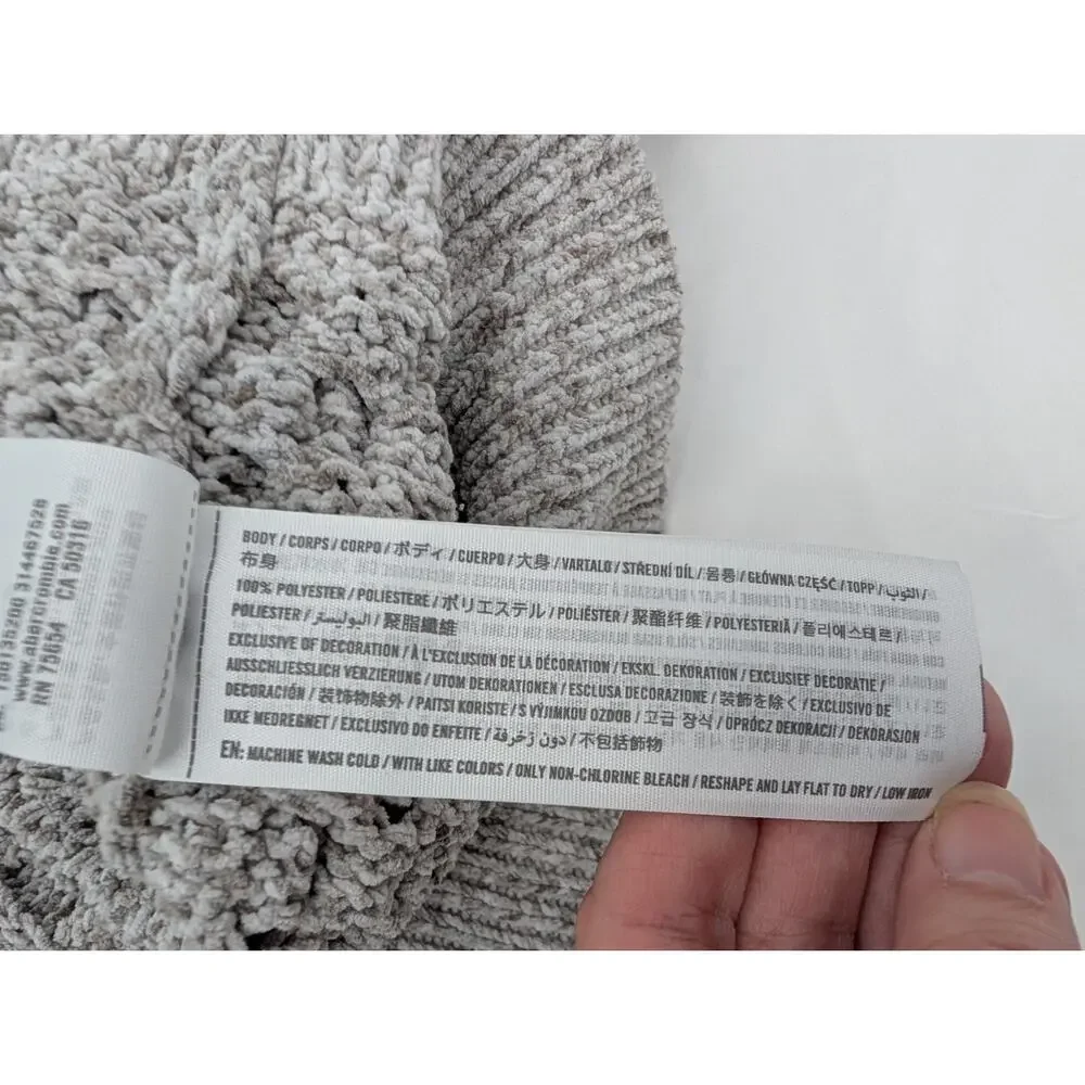 Abercrombie & Fitch Light Gray Chunky Knit Cardigan - Picture 2 of 6